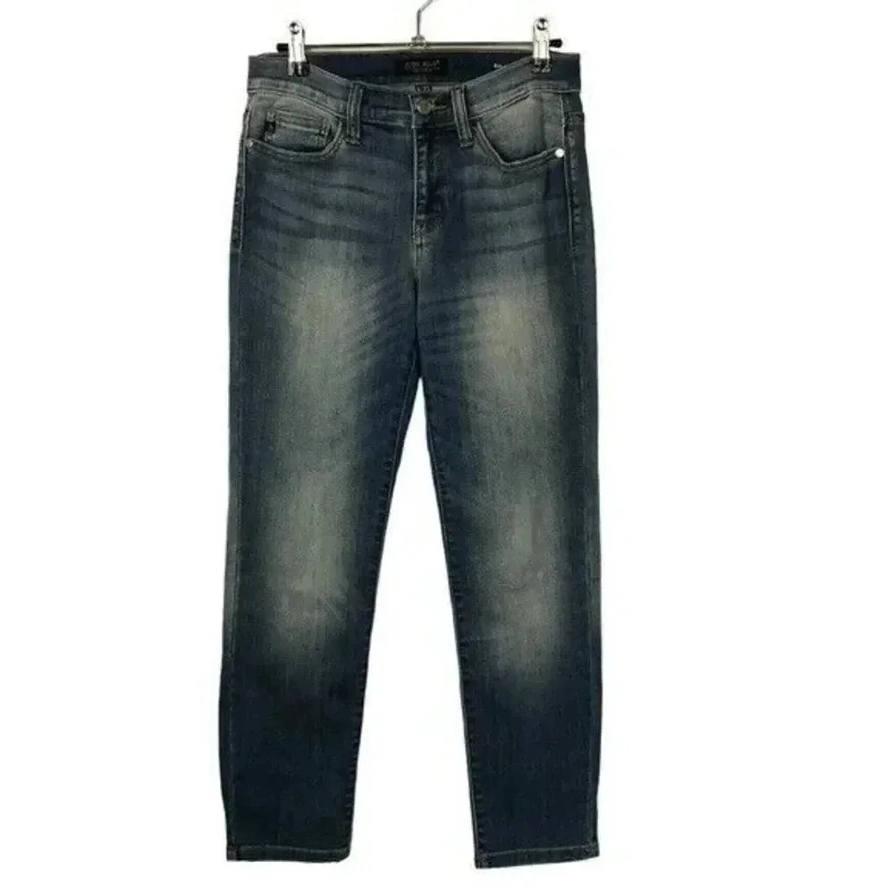 Judy Blue Medium Wash Relaxed Fit Skinny Ankle Crop Jeans 5 / 27